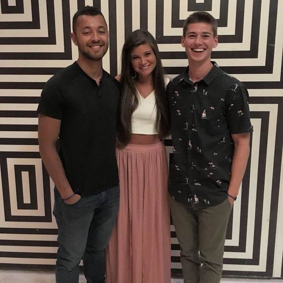 Meet your Posher, Drew - Picture 1 of 1